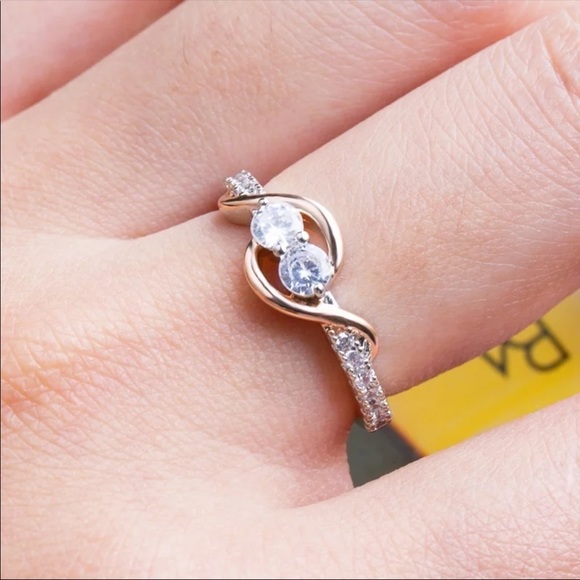 New 925 Sterling Silver Diamond Ring - Picture 5 of 5